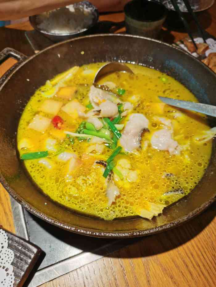 三味一绝(晋江万达店)-"嗯哼,在诺大的万达商场里面,总以为不会踩.