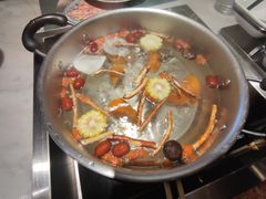 -尚尚仙·酸汤猪手·猪肚鸡火锅(华联万柳购物中心店)