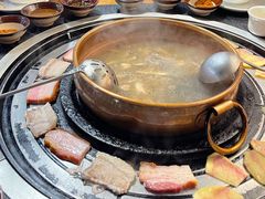 -阿山卓·野生菌火锅·纳西火塘烤肉