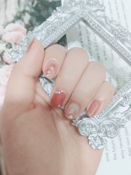 -吉吉靓甲美睫