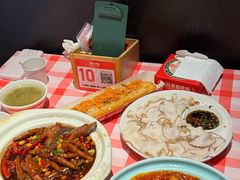 -辣小鲜·南昌大排档(船山路店)