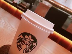 燕麦拿铁-星巴克(金谊广场店)