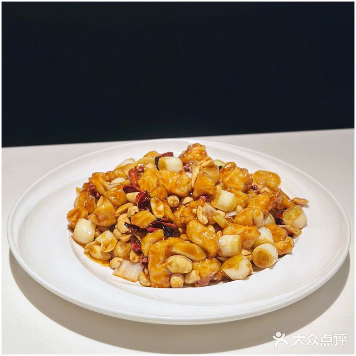 大铁勺新津菜(迎水道店)宫保鸡丁图片