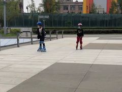 -乐翔轮滑(中庚漫游城店)