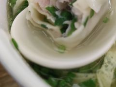 韭香鱼肉馄饨-笑来喜馄饨小笼工坊店(湖滨街店)