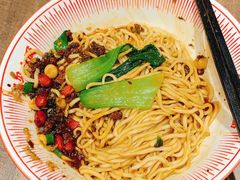 红碗豌杂面-遇见小面(SM城市广场一期店)