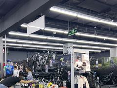 -迪卡侬(越秀公园店)