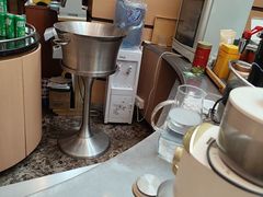 -东华假日酒店自助餐