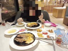 -豪客来牛排(中央花苑店)