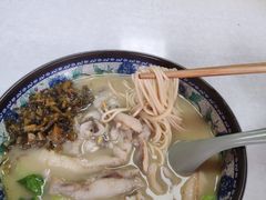 -明呈黄鱼面馆(斜土路店)