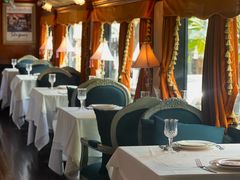 -火车头法国西餐厅