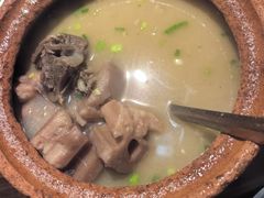 -小凤庭·地道湖北菜武昌鱼·藕汤(38年黄鹤楼店)