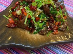 -香巴拉云南餐厅(华莱坞店)