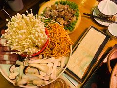 -民食香·腊排骨野生菌美食(木府店)
