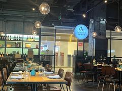 -Carbon莫卡哆·意大利复古集市餐厅(杭州大厦店)