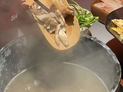 -芸山季·云南山珍菌火锅(人民广场来福士店)