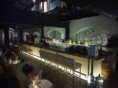 -穹六人间 people 6(岳阳路店)