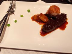 葱烧海参配乌米菌-鲁采LU STYLE(新天地店)