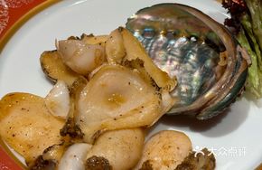 Iron Plate Six-Head Abalone