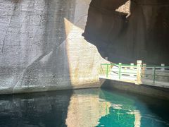 -伍山海滨石窟