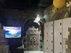 -暴风岛沉浸式体验馆(百联世纪店)