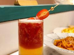 圣女蜜桃泡泡-马兰卡西式简餐(新汇大融城店)