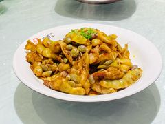 黄金钩烧肉-六泰居·尔滨地标·东北菜(松北店)