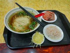 -老陆稿荐(西中市店)