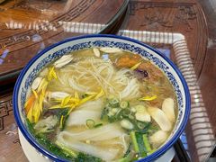 -香麒园·过桥米线·南湖雅宴