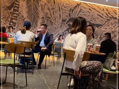 -星巴克臻选(上海长风大悦城店)