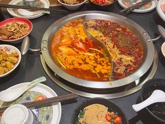 -沸炉重庆老火锅(军事博物馆店)