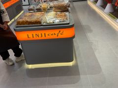 -林记开心动物奶油生日蛋糕(凤凰城店)