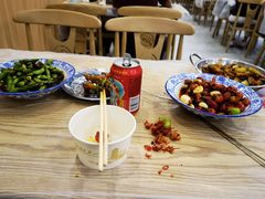 -江城燕子大排档(江汉路步行街店)