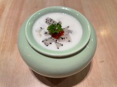 椰奶水果捞-弄堂小笼包(山东青岛万象城店)