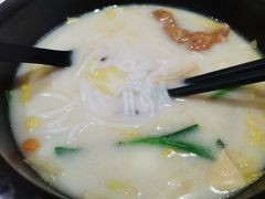 -大鼓米线(浦东长泰店)