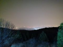 -鬼笑石后山停车场