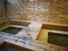 -中家鑫园温泉酒店鑫悦汤泉