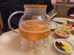 招牌琥珀金丝梨汤-京华烟云·北京烤鸭(领展购物广场·中关村店)