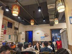 大堂-肖肖酸萝卜鱼火锅(总店)