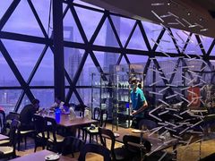 -东方明珠·空中旋转餐厅