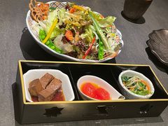 -铭牛烧肉·和牛海鲜自助(高新月牙湖店)