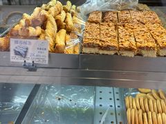 -苹果花园(龙漕路店)
