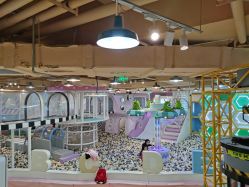 -多多淘儿童体验中心(重庆来福士店)