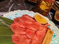 -山川小町·极番烧肉(新地假日广场店)