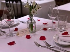 餐具摆设-壳里西餐厅Coquille Seafood Bistro(蒙自路店)