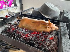 -黄记四更烤乳猪店