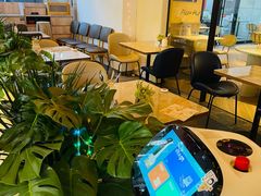 -必胜客(WOW中心城店)