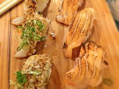 炙鲑鱼肚&比目鱼寿司-椿山日本料理