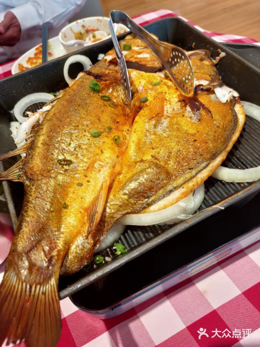 西贝莜面村(芜湖苏宁广场店)葱香烤鱼图片