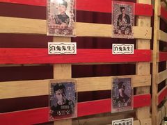 -爱丽丝冒险奇遇记